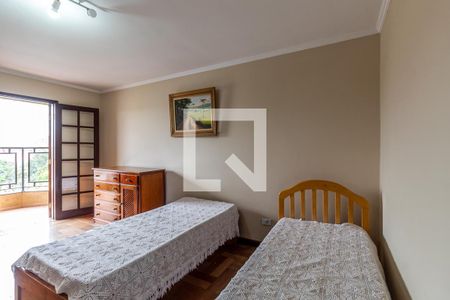 Casa à venda com 288m², 3 quartos e 4 vagasSuíte 2 - Quarto 