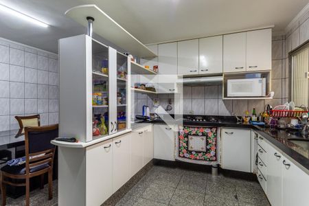 Casa à venda com 288m², 3 quartos e 4 vagasCozinha