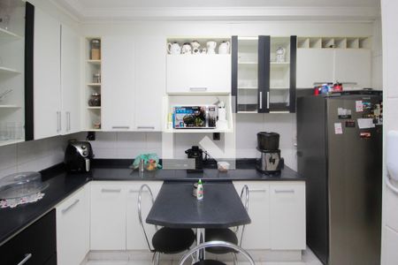 Apartamento à venda com 79m², 2 quartos e sem vagaCozinha e Área de Serviço