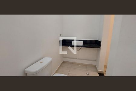 Banheiro de apartamento à venda com 1 quarto, 50m² em Vila Santa Teresa, Santo André