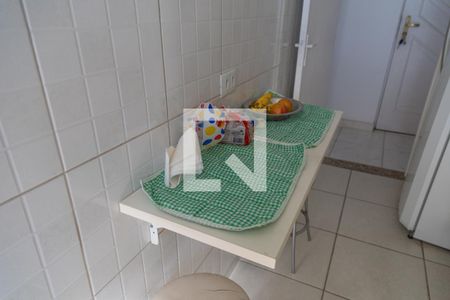 Apartamento à venda com 48m², 2 quartos e 1 vaga Apartamento à venda com 48m², 2 quartos e 1 vagaCozinha