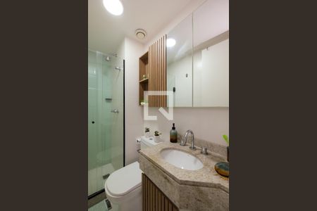 Apartamento à venda com 70m², 2 quartos e 1 vagaBanheiro Corredor