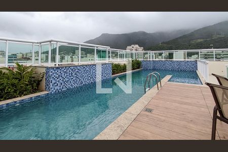 Apartamento à venda com 70m², 2 quartos e 1 vagaÁrea comum - Piscina