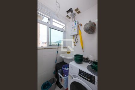 Apartamento à venda com 70m², 2 quartos e 1 vagaÁrea de Serviço