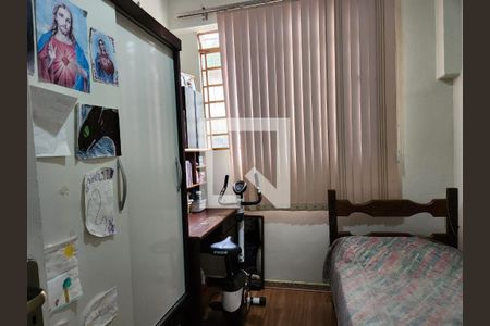 Casa à venda com 210m², 5 quartos e 3 vagas Casa à venda com 210m², 5 quartos e 3 vagasQuarto 5