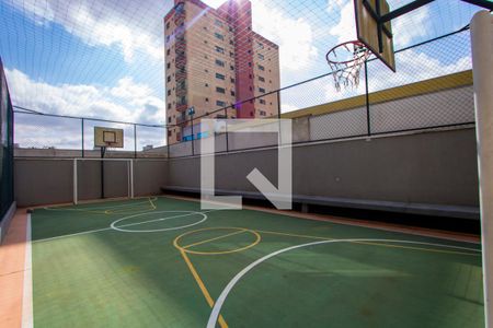 Apartamento para alugar com 38m², 2 quartos e 1 vaga Apartamento para alugar com 38m², 2 quartos e 1 vagaÁrea comum - Quadra esportiva