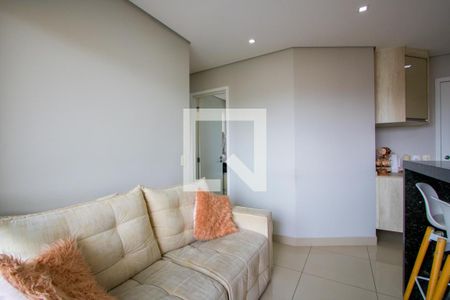 Sala de apartamento para alugar com 2 quartos, 38m² em Vila Pires, Santo André