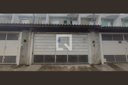 Casa para alugar com 50m², 3 quartos e 2 vagasFachada - Placa