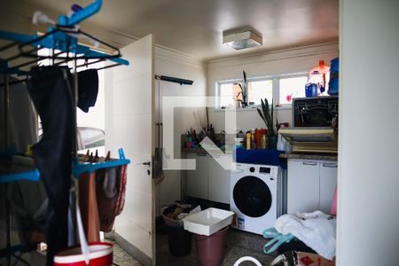 Casa à venda com 384m², 3 quartos e 5 vagasÁrea de Serviço