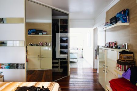 Casa à venda com 384m², 3 quartos e 5 vagasSuite 1