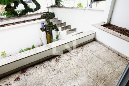 Casa à venda com 384m², 3 quartos e 5 vagasVaranda da Suite 1