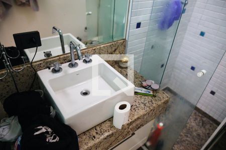 Casa à venda com 384m², 3 quartos e 5 vagasBanheiro da Suite 3