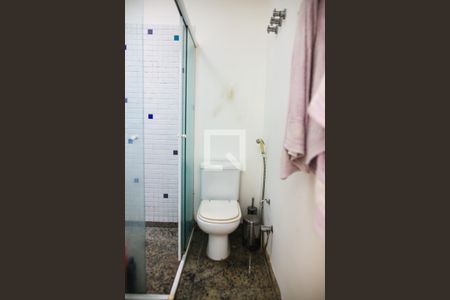 Casa à venda com 384m², 3 quartos e 5 vagasBanheiro da Suite 3