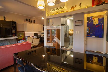 Sala  de apartamento para alugar com 3 quartos, 95m² em Bela Vista, São Paulo