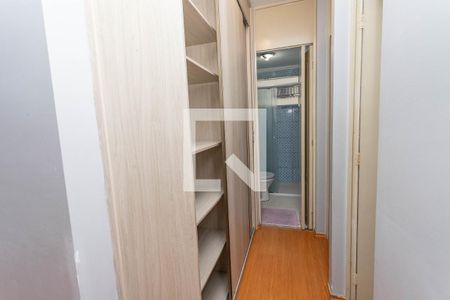 Corredor  de apartamento para alugar com 2 quartos, 47m² em Serraria, Diadema