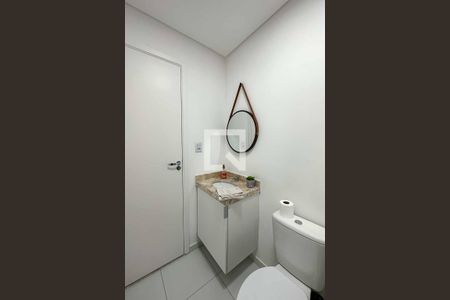 Banheiro de kitnet/studio para alugar com 1 quarto, 31m² em Santana, São Paulo