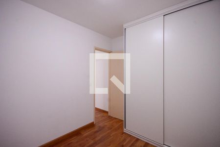 Quarto 2  de apartamento para alugar com 2 quartos, 57m² em Parque Bristol, São Paulo