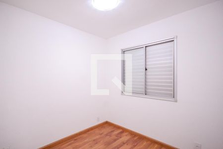 Quarto 2  de apartamento para alugar com 2 quartos, 57m² em Parque Bristol, São Paulo