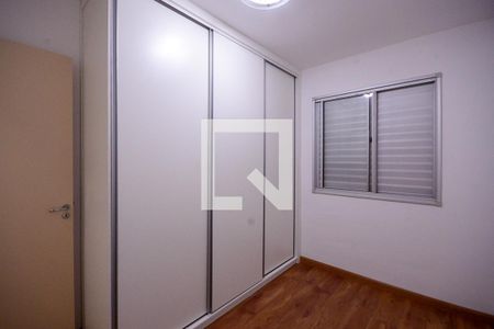 Quarto 1  de apartamento para alugar com 2 quartos, 57m² em Parque Bristol, São Paulo