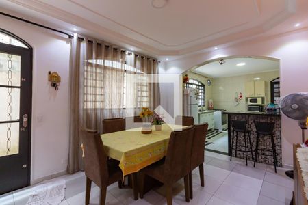 Casa para alugar com 166m², 3 quartos e 1 vagaSala de Jantar