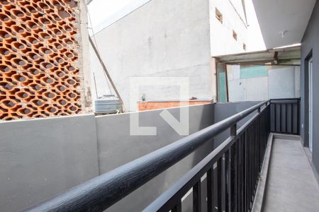 Sacada da Sala de apartamento para alugar com 1 quarto, 36m² em Quitaúna, Osasco