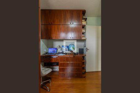 Quarto 1 de apartamento para alugar com 2 quartos, 60m² em Vila Pirajussara, São Paulo