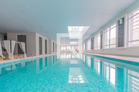 Apartamento à venda com 67m², 2 quartos e 1 vagaÁrea comum - Piscina aquecida