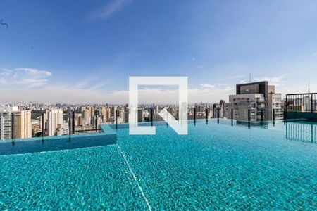 Studio para alugar com 27m², 1 quarto e sem vaga Studio para alugar com 27m², 1 quarto e sem vagaÁrea comum - Piscina