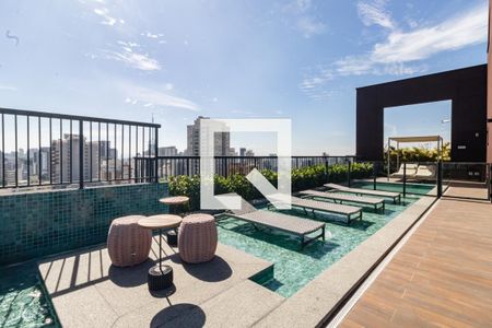 Studio para alugar com 27m², 1 quarto e sem vaga Studio para alugar com 27m², 1 quarto e sem vagaÁrea comum - Piscina