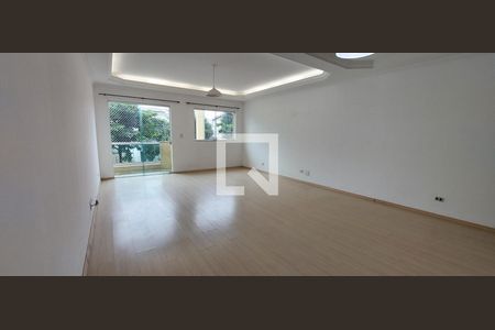 Sala de casa à venda com 3 quartos, 197m² em Vila Gilda, Santo André