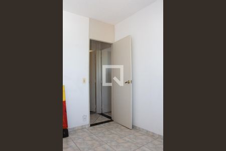Quarto 2 de apartamento para alugar com 2 quartos, 50m² em Jardim Boa Vista (zona Oeste), São Paulo