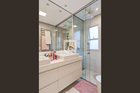 Apartamento à venda com 146m², 3 quartos e 3 vagasBanheiro da suíte 2