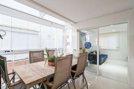 Apartamento à venda com 146m², 3 quartos e 3 vagasVaranda