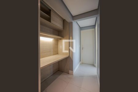 Apartamento à venda com 102m², 3 quartos e 2 vagasCorredor
