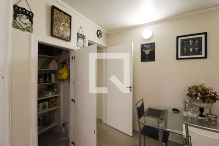 Casa à venda com 122m², 4 quartos e 2 vagasCozinha