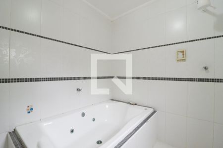 Casa à venda com 122m², 4 quartos e 2 vagasBanheiro da Suíte 1