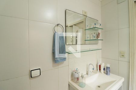 Casa à venda com 122m², 4 quartos e 2 vagasBanheiro da Suíte 3