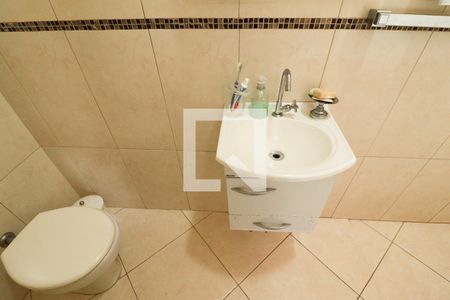 Casa à venda com 122m², 4 quartos e 2 vagasBanheiro da Suíte 2