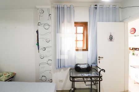 Casa à venda com 122m², 4 quartos e 2 vagasQuarto Externo