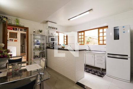 Casa à venda com 122m², 4 quartos e 2 vagasCozinha