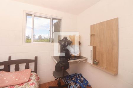 Quarto 1 de apartamento para alugar com 2 quartos, 40m² em Rubem Berta, Porto Alegre