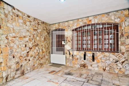 Garagem de casa para alugar com 3 quartos, 258m² em Vila Carbone, São Paulo