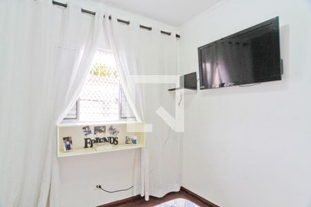 Suíte de casa para alugar com 3 quartos, 258m² em Vila Carbone, São Paulo