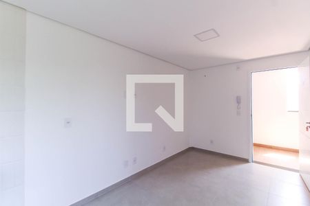 Sala/Cozinha de apartamento para alugar com 1 quarto, 29m² em Vila Invernada, São Paulo