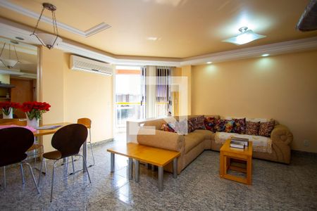 Sala de apartamento à venda com 3 quartos, 122m² em Icaraí, Niterói