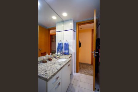 Apartamento à venda com 122m², 3 quartos e 2 vagasLavabo