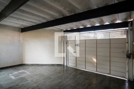 Casa à venda com 215m², 4 quartos e 2 vagasGaragem