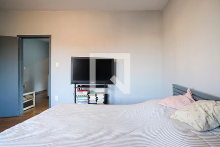 Casa à venda com 215m², 4 quartos e 2 vagasQuarto 1