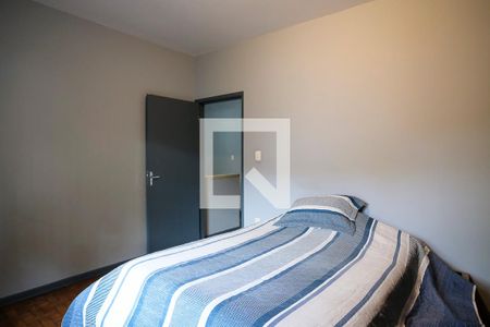 Casa à venda com 215m², 4 quartos e 2 vagasQuarto 2