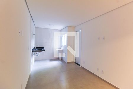 Sala/Cozinha de apartamento à venda com 1 quarto, 28m² em Vila Invernada, São Paulo